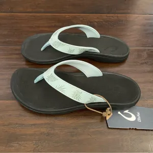 New Olukai Ohana pineapple 🍍 pattern thong flip flop sandals size 10