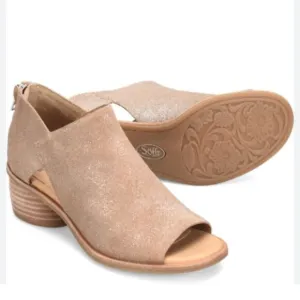 new SOFFT Full-grain Italian suede metallic finish Carleigh sandals in natural