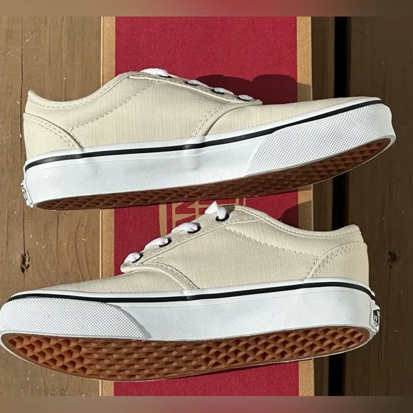 NEW Vans Youth Atwood Casual Sneakers Beige Canvas -  YT Sizes 11, 12, 1, 4, 5