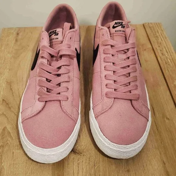 New without box Nike SB Pink Suede Low Blazer Sneakers Size 10.5 Mens