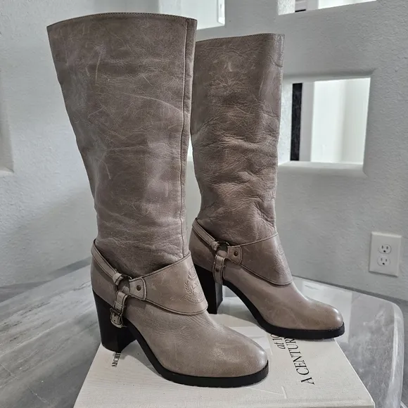 New without box Ralph Lauren Gray‎ Taupe Leather Harness Tall Boots size 9