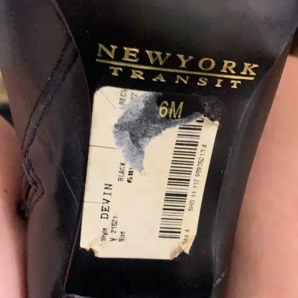 NEW YORK TRANSIT BLACK LEATHER BOOTS SZ 6 M Stiletto Heels