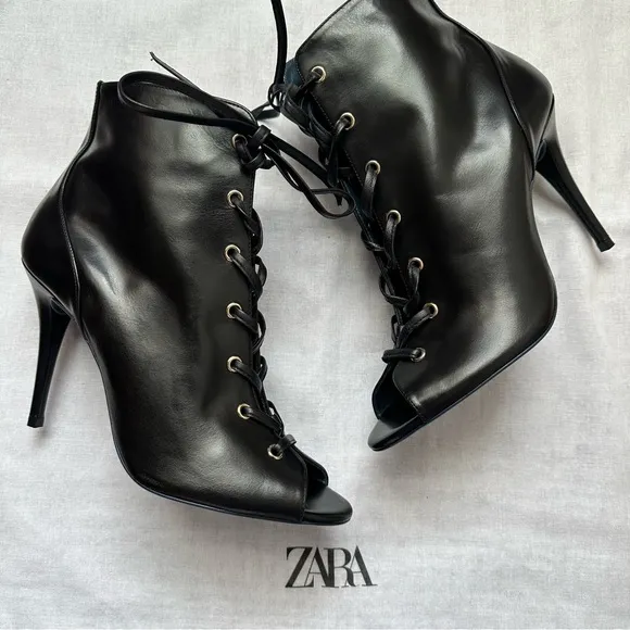 New Zara $169 Black Leather Lace Up Ankle Boots Blue Collection Size 10 1174/001