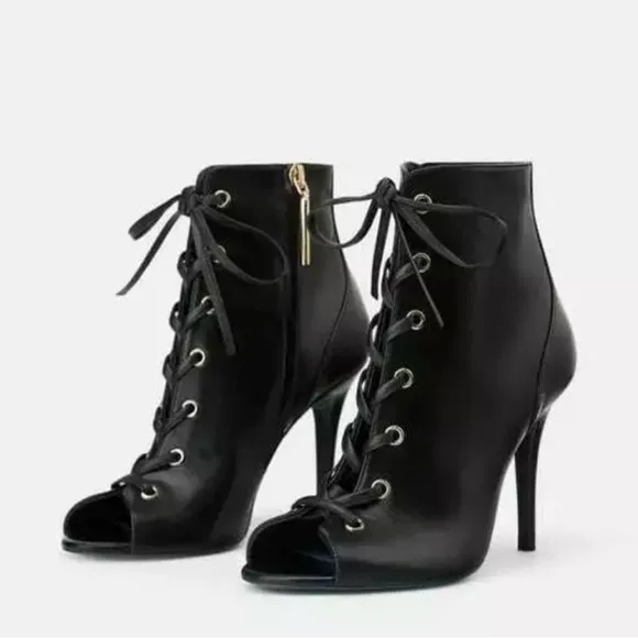 New Zara $169 Black Leather Lace Up Ankle Boots Blue Collection Size 10 1174/001