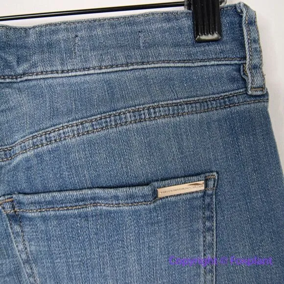 New! White House Black Market midrise girlfriend everyday‎ soft jeans, size 4