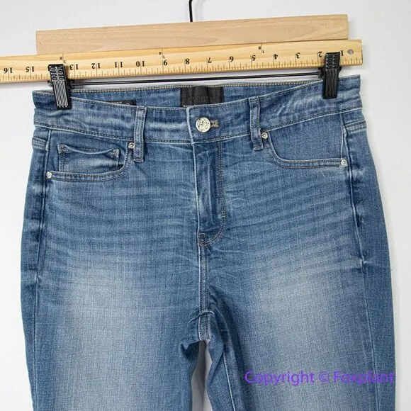 New! White House Black Market midrise girlfriend everyday‎ soft jeans, size 4