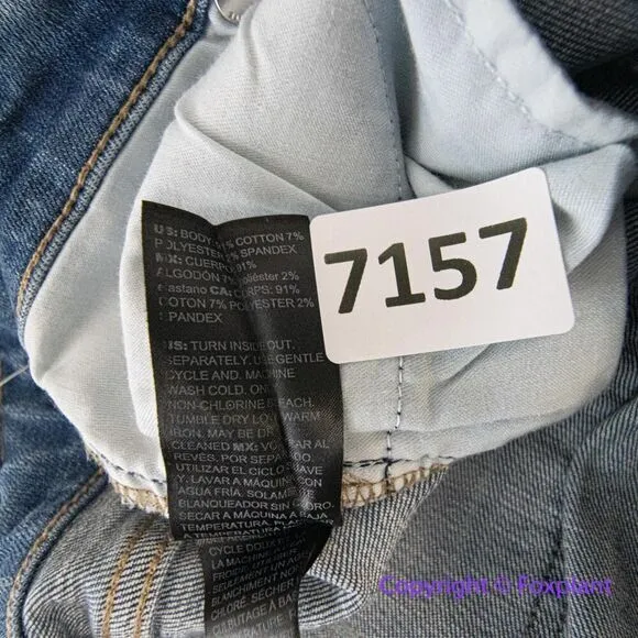 New! White House Black Market midrise girlfriend everyday‎ soft jeans, size 4