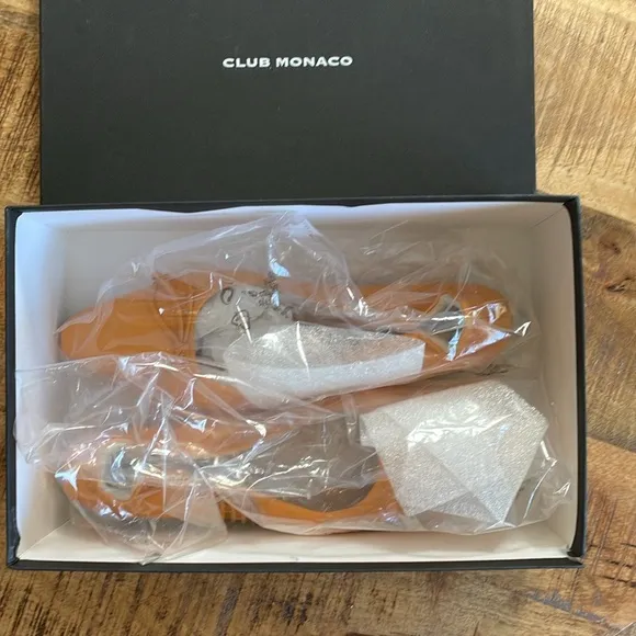 NIB | Club‎ Monaco &quot;Peechie&quot; Leather Ballet Flats Tangerine