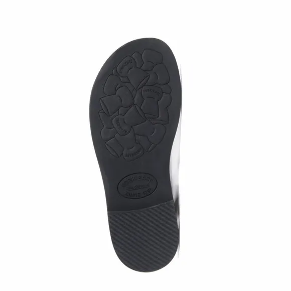 NIB Kork-Ease Catriona Black Patent Leather Thong Ankle Strap Flat Sandals US 6M