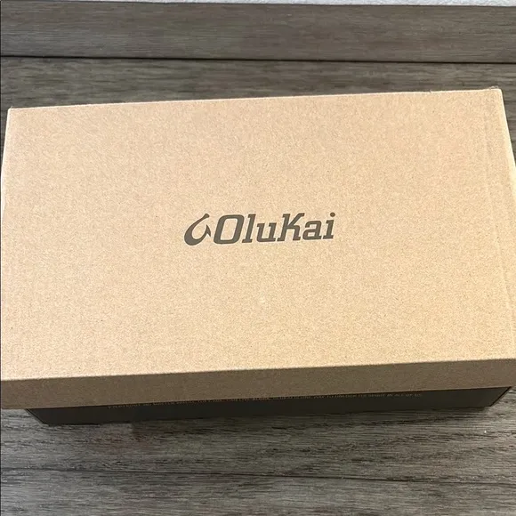 NIB [OluKai] Ku'una Lanui Indoor/Outdoor Soft Velvet Slipper Navy Blur Women’s 6