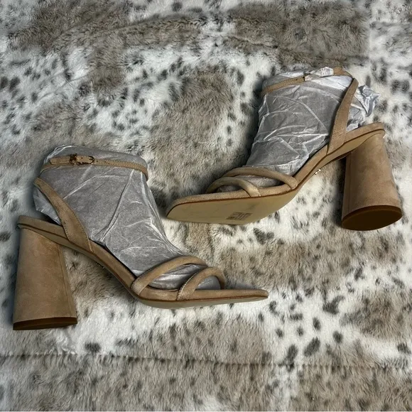 NIB Sam Edelman Kia Block Heel Suede Sandals in Nude Cappuccino sz 10 wide