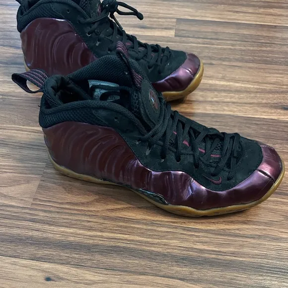 Nike Air Foamposite One Maroon Sneakers, Size: Size: 8