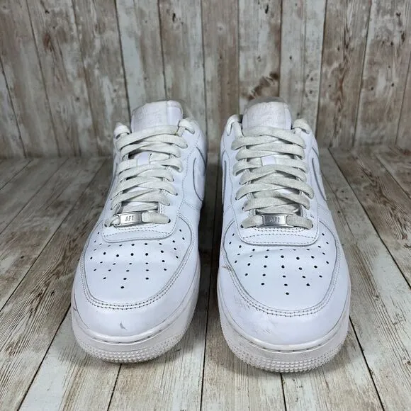 Nike Air Force 1 '07 Low Mens Size 10.5 White Athletic Shoes Sneakers CW2288-111