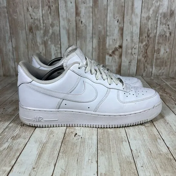 Nike Air Force 1 '07 Low Mens Size 10.5 White Athletic Shoes Sneakers CW2288-111