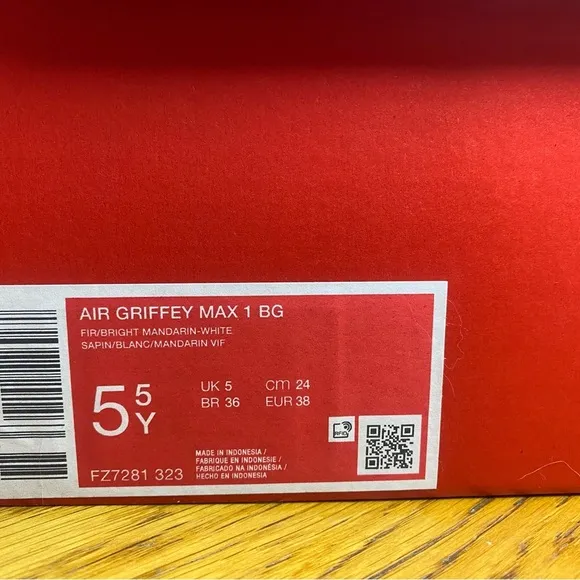 Nike Air Griffey Max size 5 kids