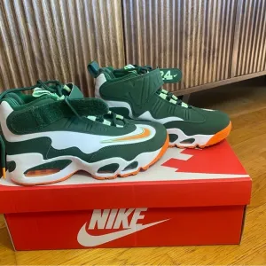 Nike Air Griffey Max size 5 kids