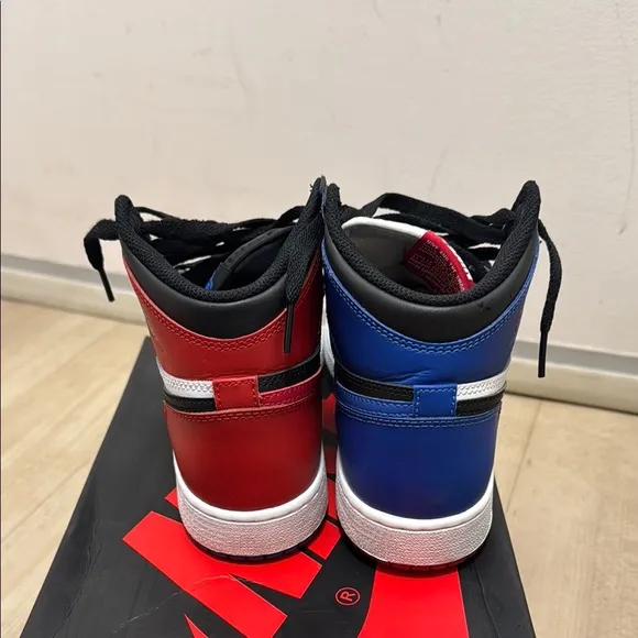 Nike Air Jordan 1 High OG Sneakers “playoffs”