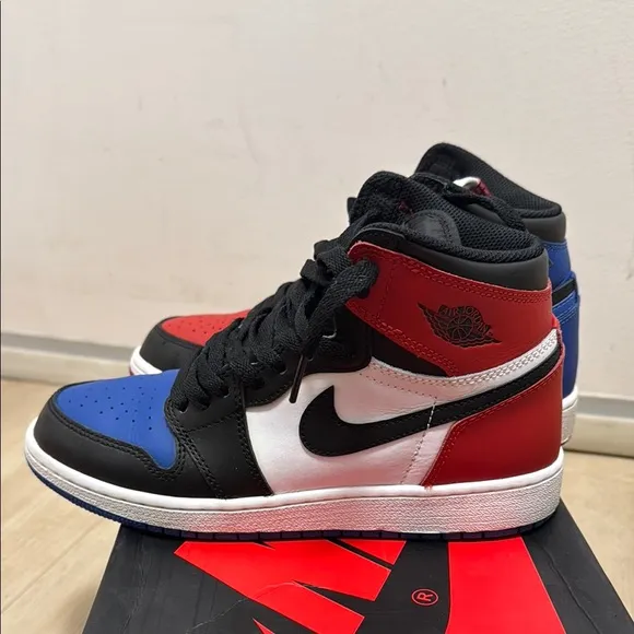 Nike Air Jordan 1 High OG Sneakers “playoffs”