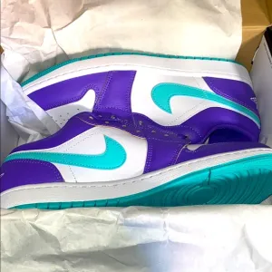 Nike AIR JORDAN 1 LOW SE Psychic Purple and Hyper Jade Sneakers