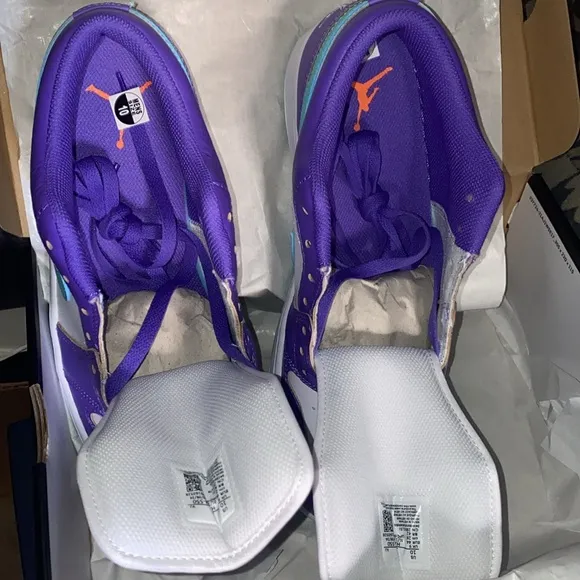 Nike AIR JORDAN 1 LOW SE Psychic Purple and Hyper Jade Sneakers