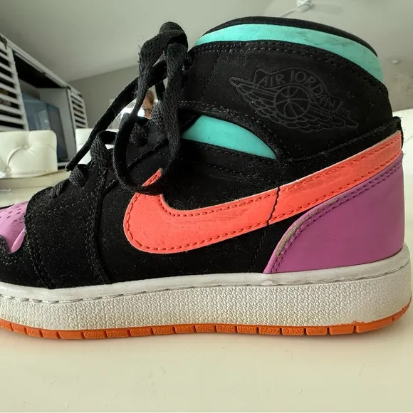 Nike Air Jordan 1 Mid Candy Multicolor GS Size 5.5Y YOUTH Sneakers