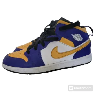 Nike Air Jordan 1 Mid Lakers (PS) Youth Sneakers Size 3Y