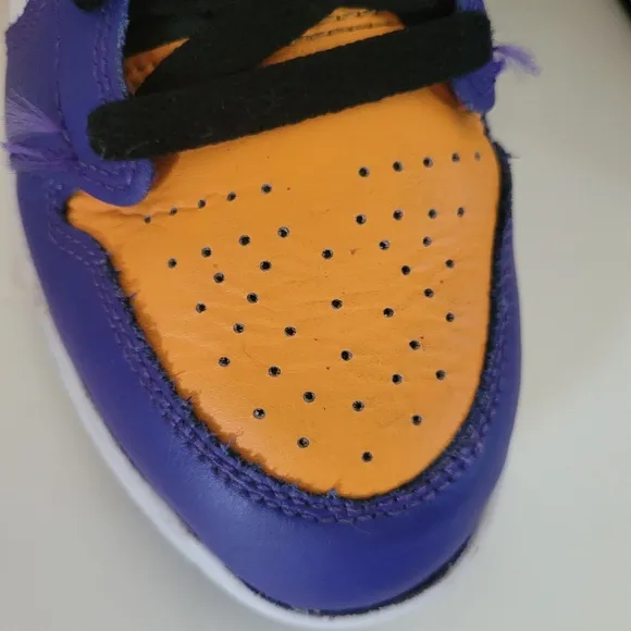 Nike Air Jordan 1 Mid Lakers (PS) Youth Sneakers Size 3Y