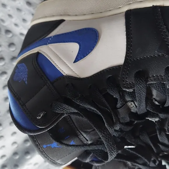Nike Air Jordan 1 Mid Racer Blue White Black 554724-140 Boys 6.5Y With Box