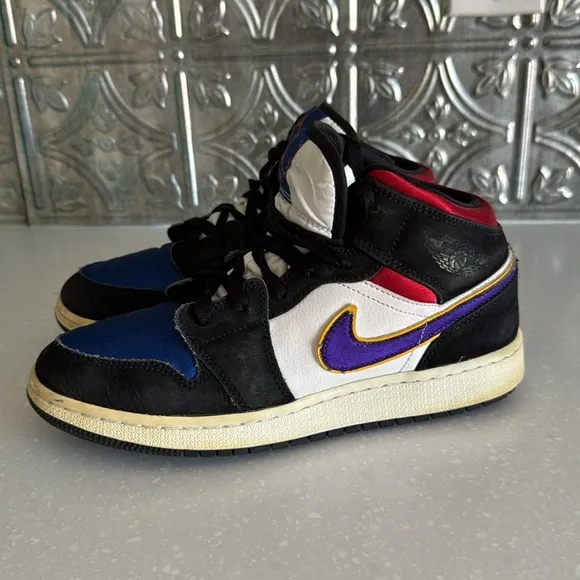 Nike Air Jordan 1 Mid SE RIVALS Lakers Kobe Heat Knicks BQ6932-005 Youth 6.5