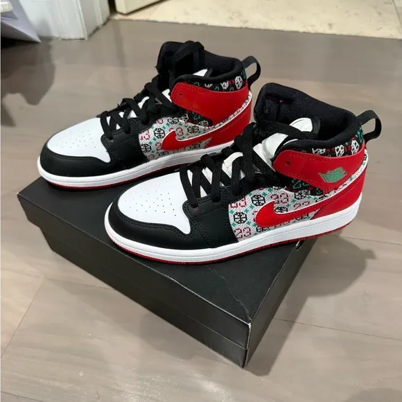 Nike Air Jordan 1 Retro High OG - Red/Black/White