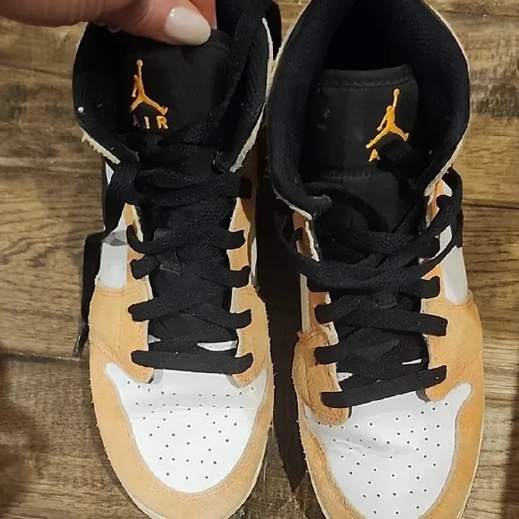 Nike Air Jordan Kids Sneakers - Yellow and Black