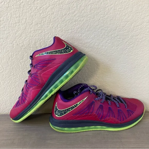 Nike Air LeBron Broncurial Men’s sz 13 EUC Sneakers w/ LeBron James