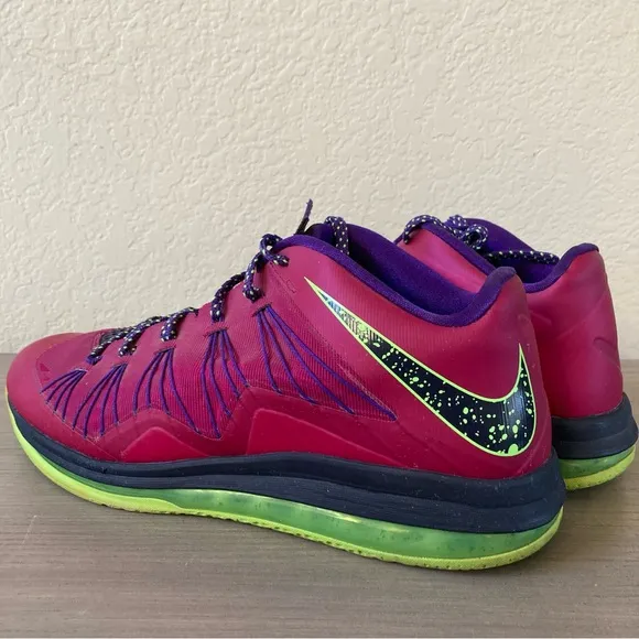 Nike Air LeBron Broncurial Men’s sz 13 EUC Sneakers w/ LeBron James