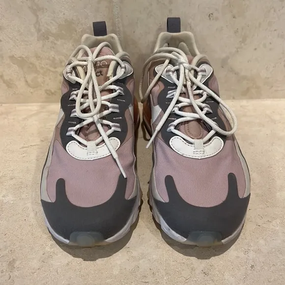 Nike Air Max 270 React Plum Chalk