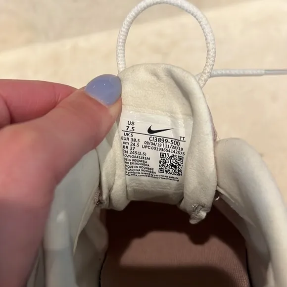 Nike Air Max 270 React Plum Chalk