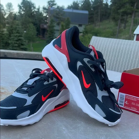 Nike Air Max Bolt (GS) in Smoke Grey and Bright Crimson