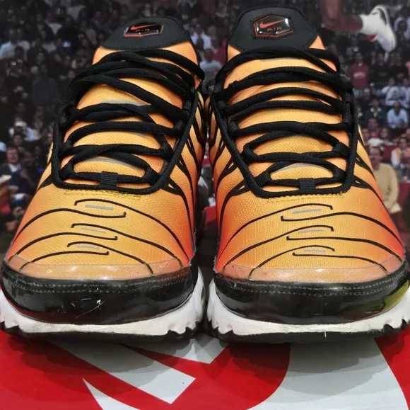 Nike Air Max Plus TN Sunset Orange Black Sneakers