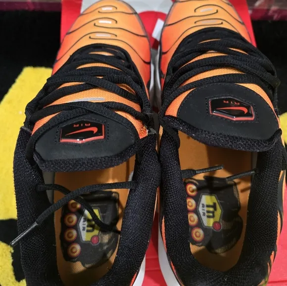 Nike Air Max Plus TN Sunset Orange Black Sneakers