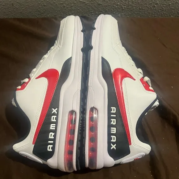 Nike Air Max White and Red Sneakers Air Max LTD 3