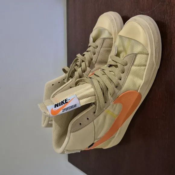 Nike Beige and Orange Sneakers