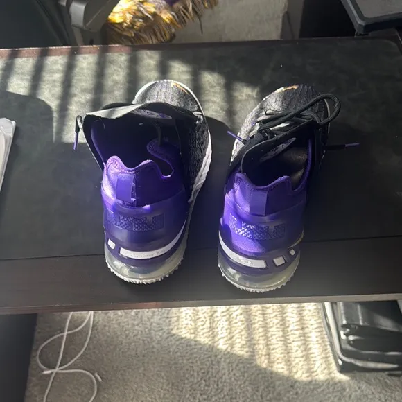 Nike Black and Purple Sneakers Sleek Athletic Design