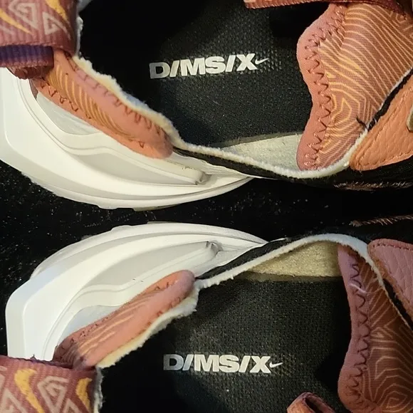 Nike Black, Light Pink and Leopard Print Sneakers