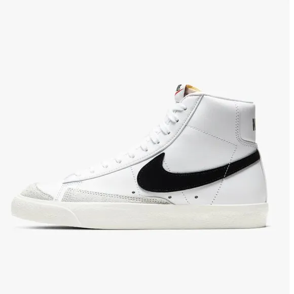Nike Blazer Mid '77 Sneakers | Size: W 9 / M 7.5