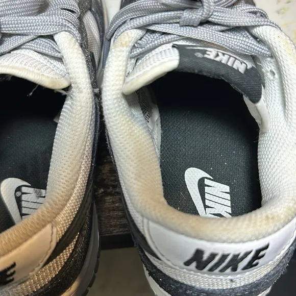 Nike Dunk Low &quot;Golden Gals&quot; metallic silver sneakers Size 5