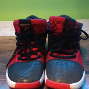Nike Faze X Lebron Witness 8 For Sale