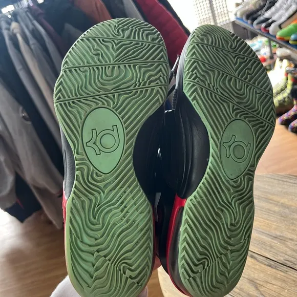 Nike KD VII GS (Good Apples) Black/Medium Mint-Action Red 6Y