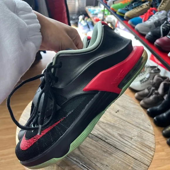 Nike KD VII GS (Good Apples) Black/Medium Mint-Action Red 6Y