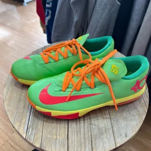 Nike Kevin Durant KD VI Candy Basketball Boys Sneakers Size 4Y