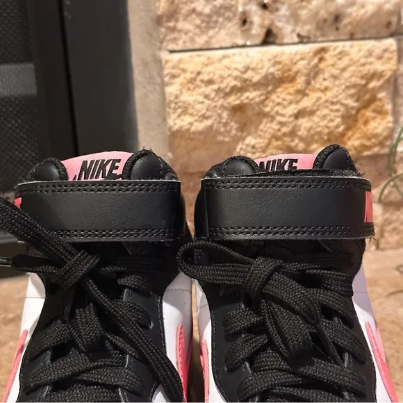 Nike Kids Court Borough Mid 2 Black White Pink Sneakers Size 4