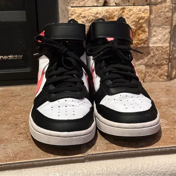 Nike Kids Court Borough Mid 2 Black White Pink Sneakers Size 4